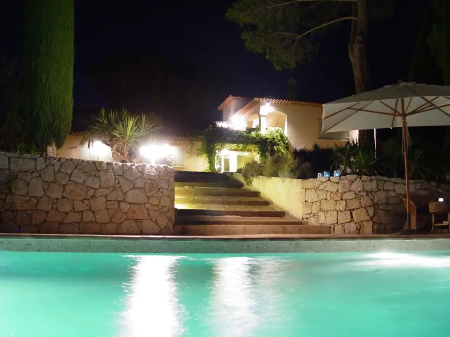 Luxurious Villa in Mougins With Swimming Pool