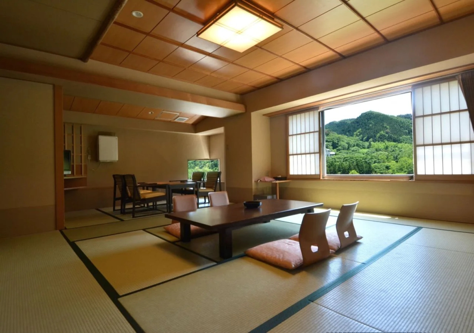 Hagihimenoyu Eirakukan