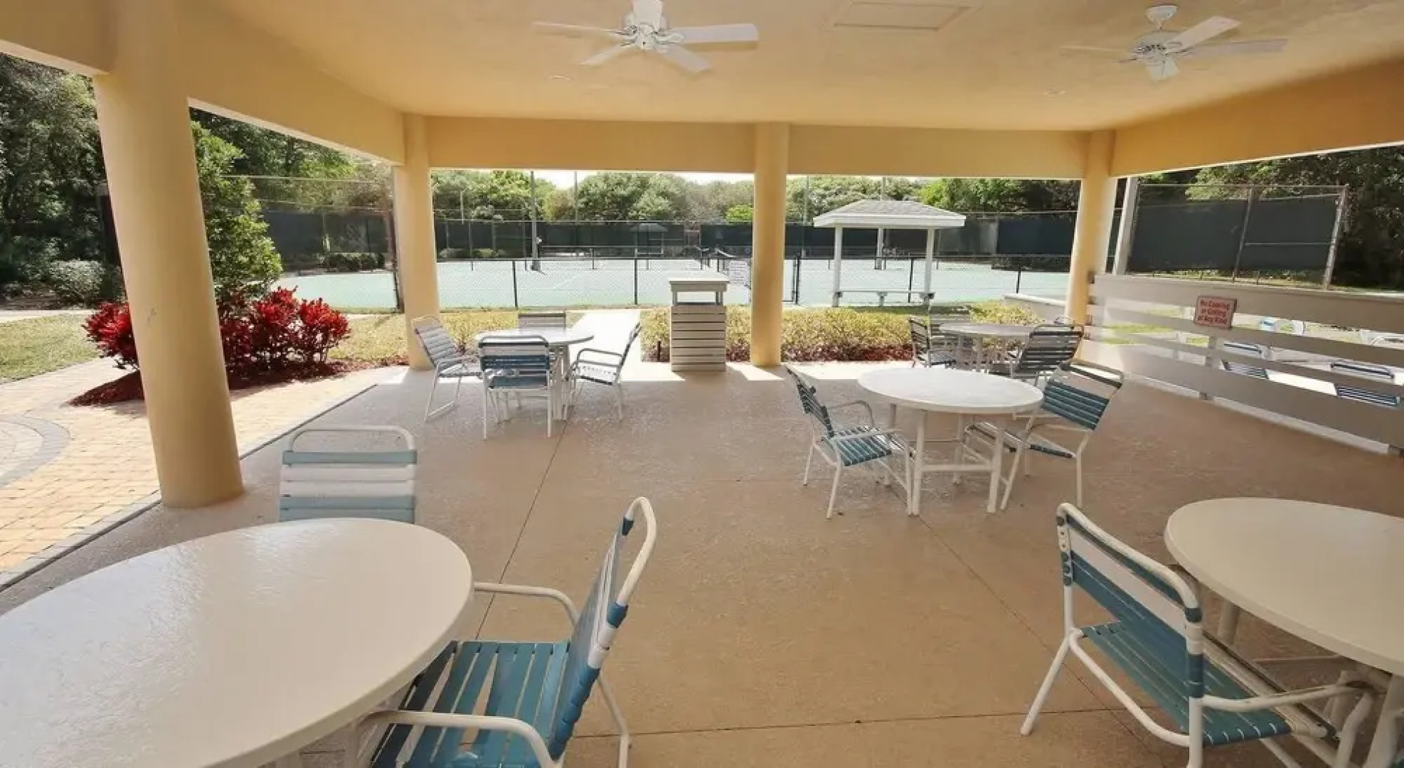 Sea Woods 270 Apartment 3