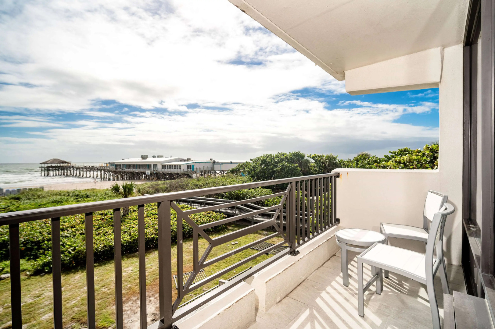 La Quinta Inn & Suites by Wyndham Cocoa Beach Oceanfront