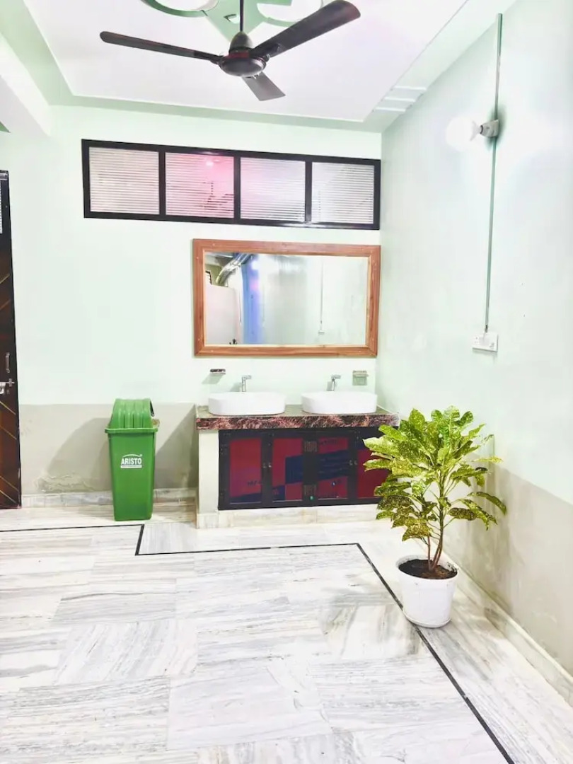 Hotel Bhagwati Palace