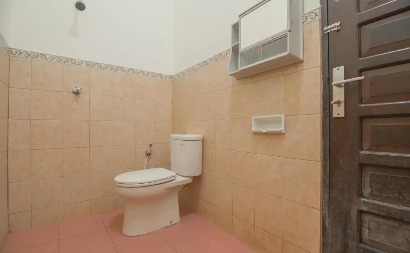 Reddoorz Near Sepinggan Airport Balikpapan 2