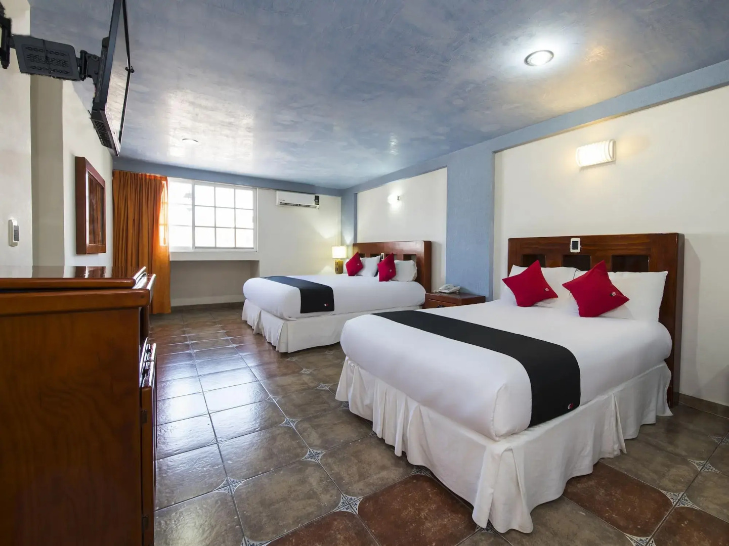 Hotel Suites de Reyes