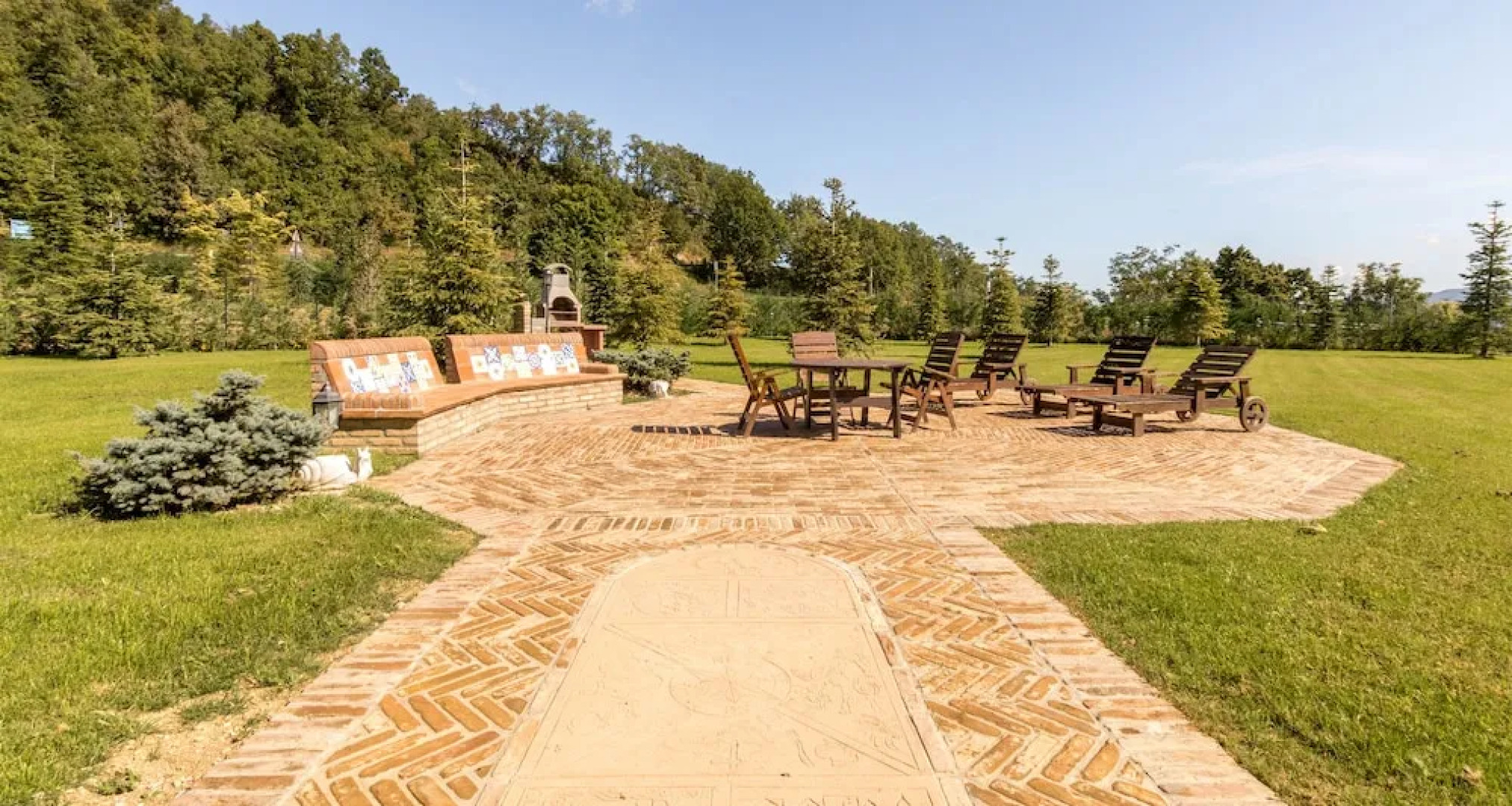 JOIVY MAS Avilo Villa Bobbio