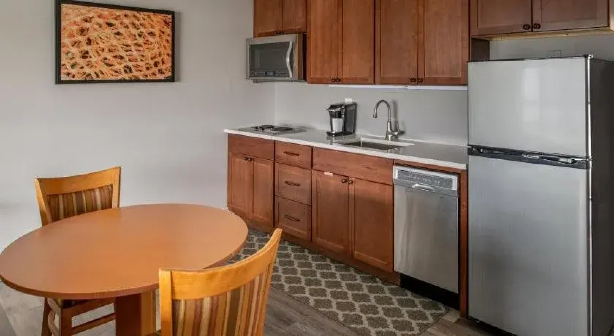 Astoria Riverwalk Inn