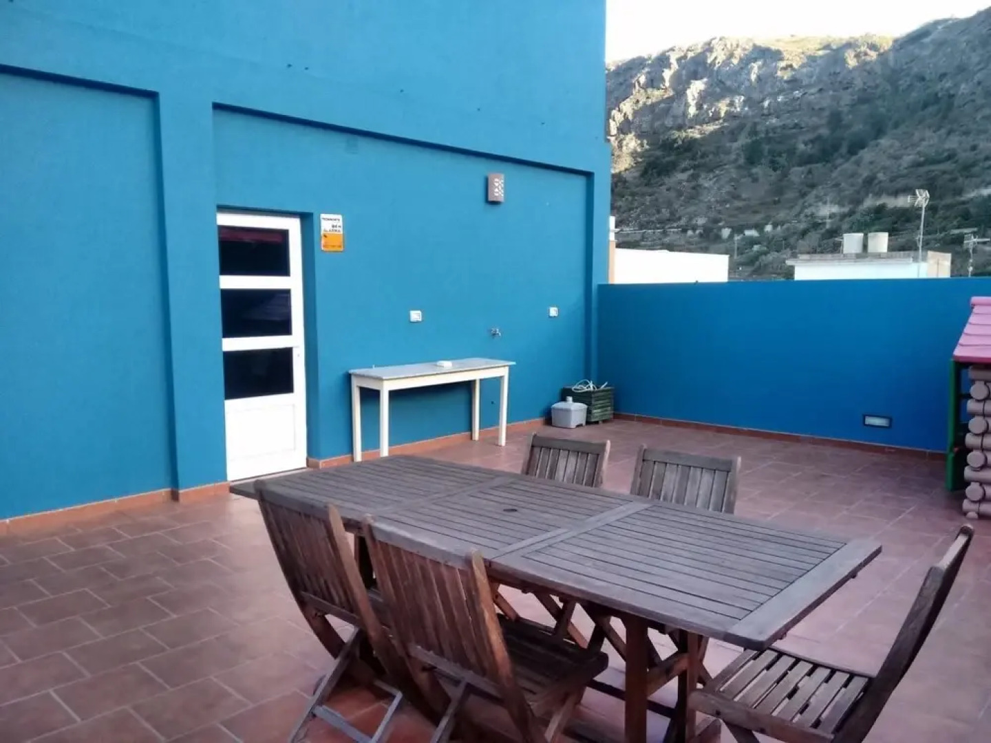 Live Las Aguas House