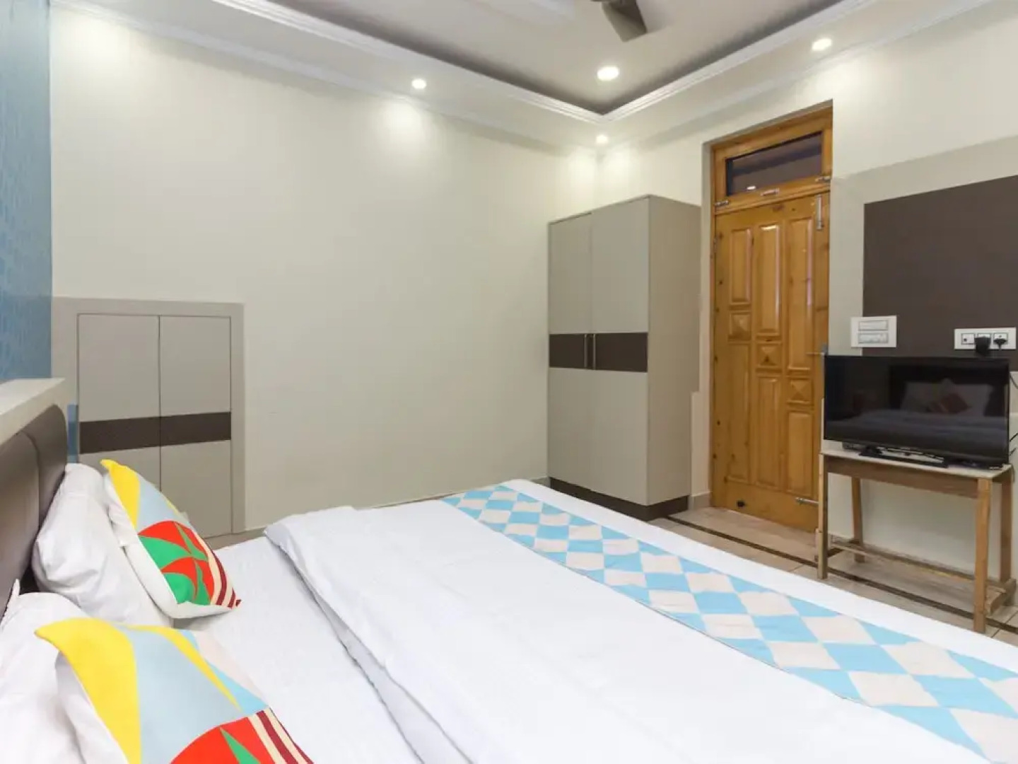 OYO 16593 Home Luxury 3BHK Galaxy Villa Andrar