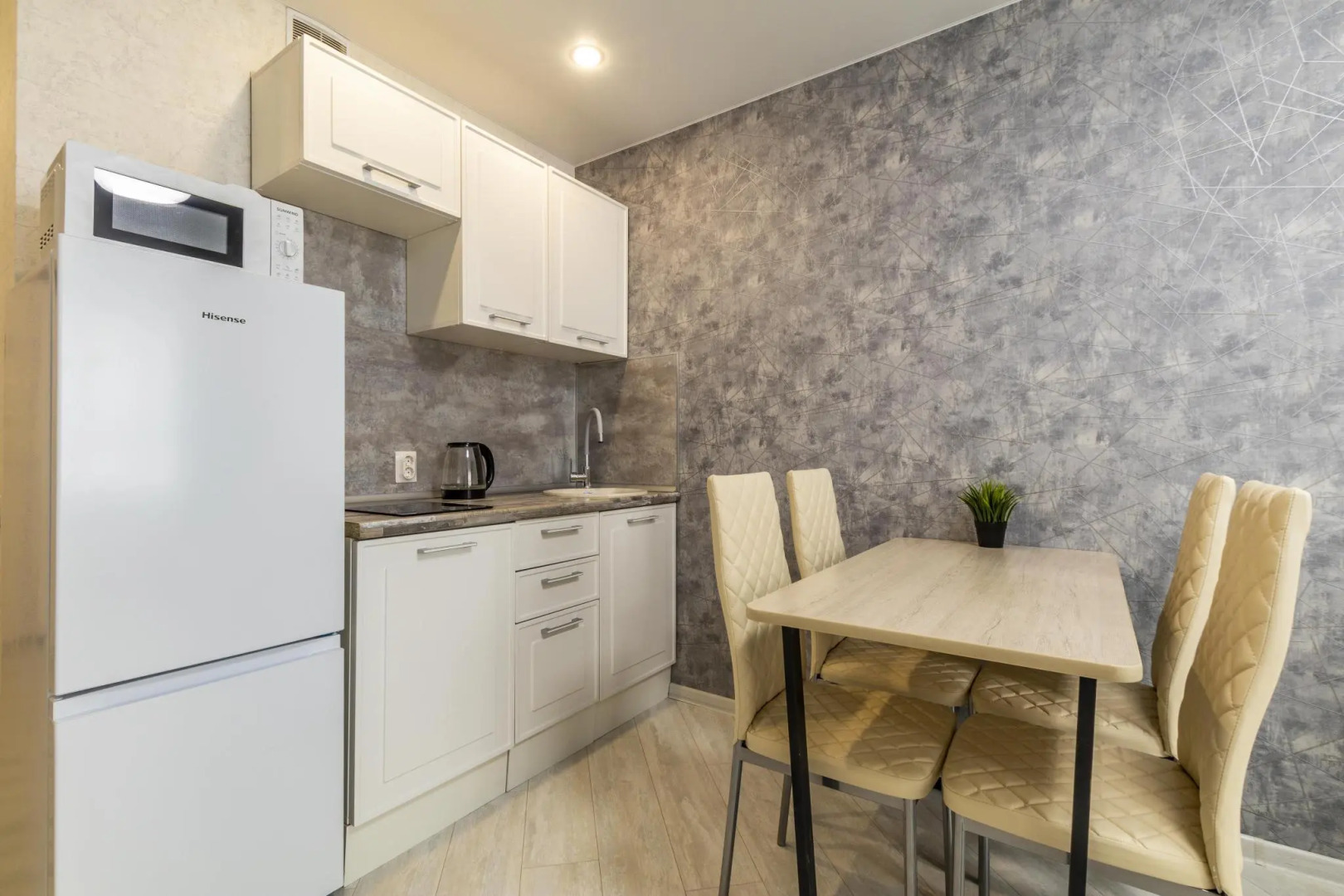 DreamHouse на Готвальда 24к4