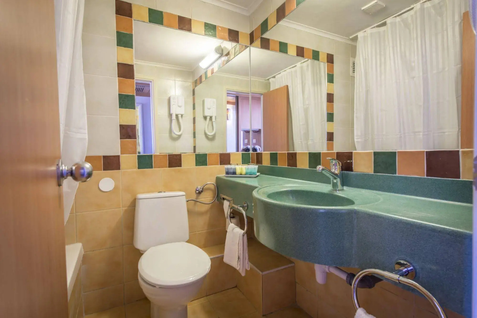 Rimonim Palm Beach Acre