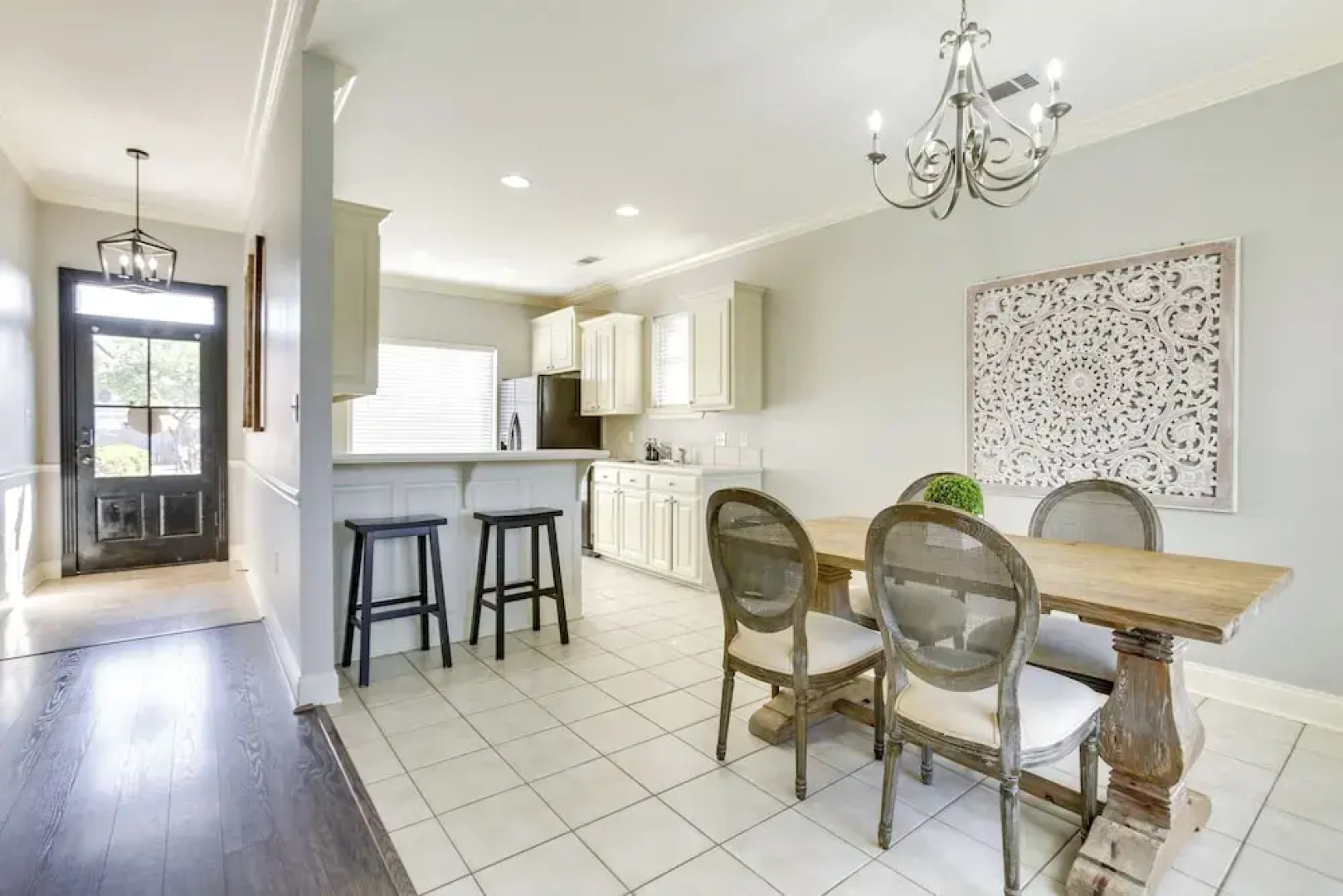 Canalfront Baton Rouge Home w/ Patio: 6 Mi to Lsu!