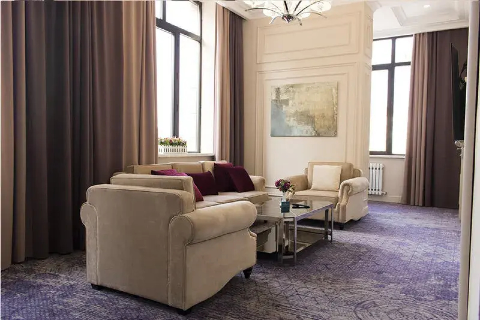 Мэдиссон Аве Бишкек