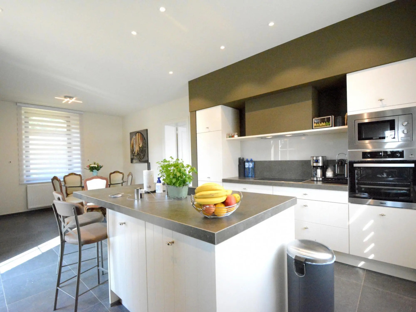 Fantastic holiday home in Spa with bubble bath and sauna