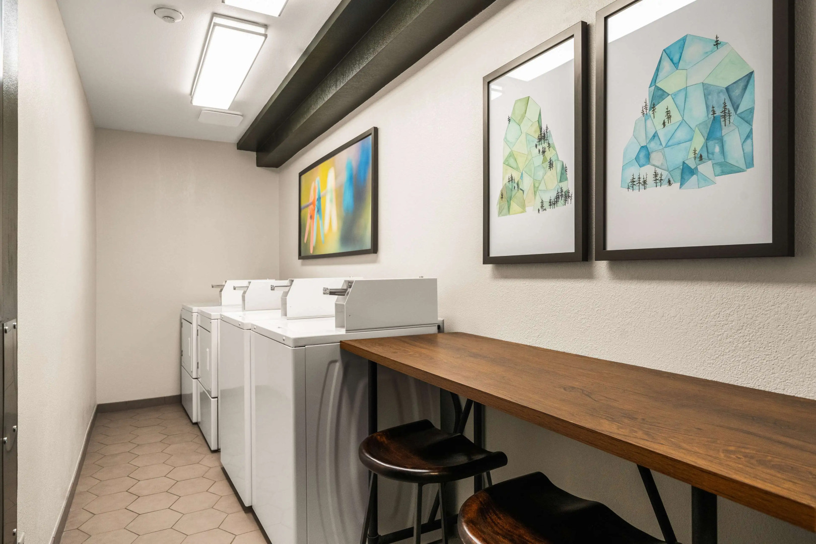 Oxford Suites Redding