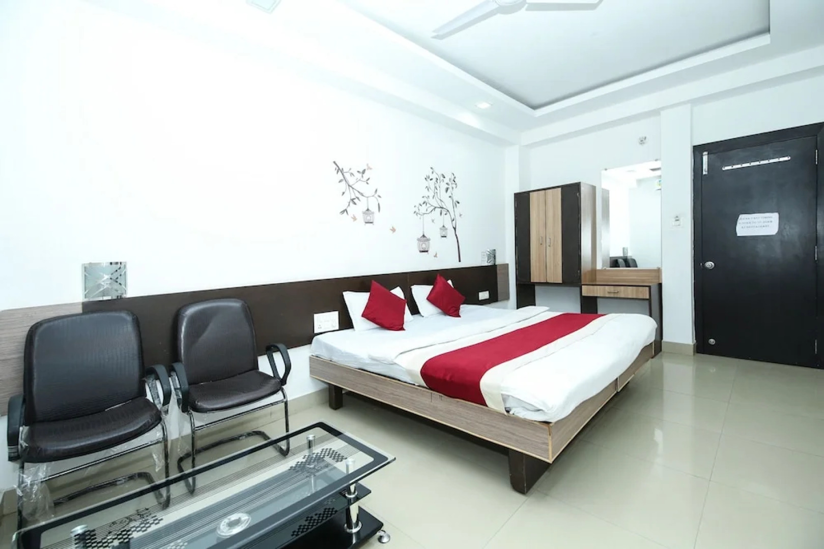 OYO 3603 White Pearl Hotel