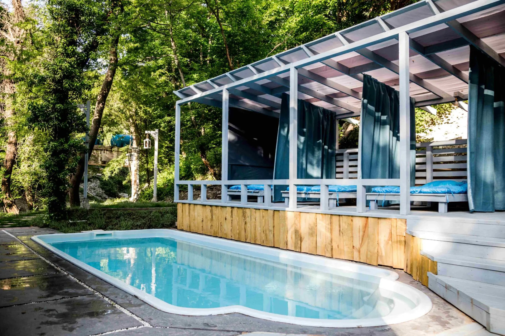 Дикий (бывш. Дикое место)