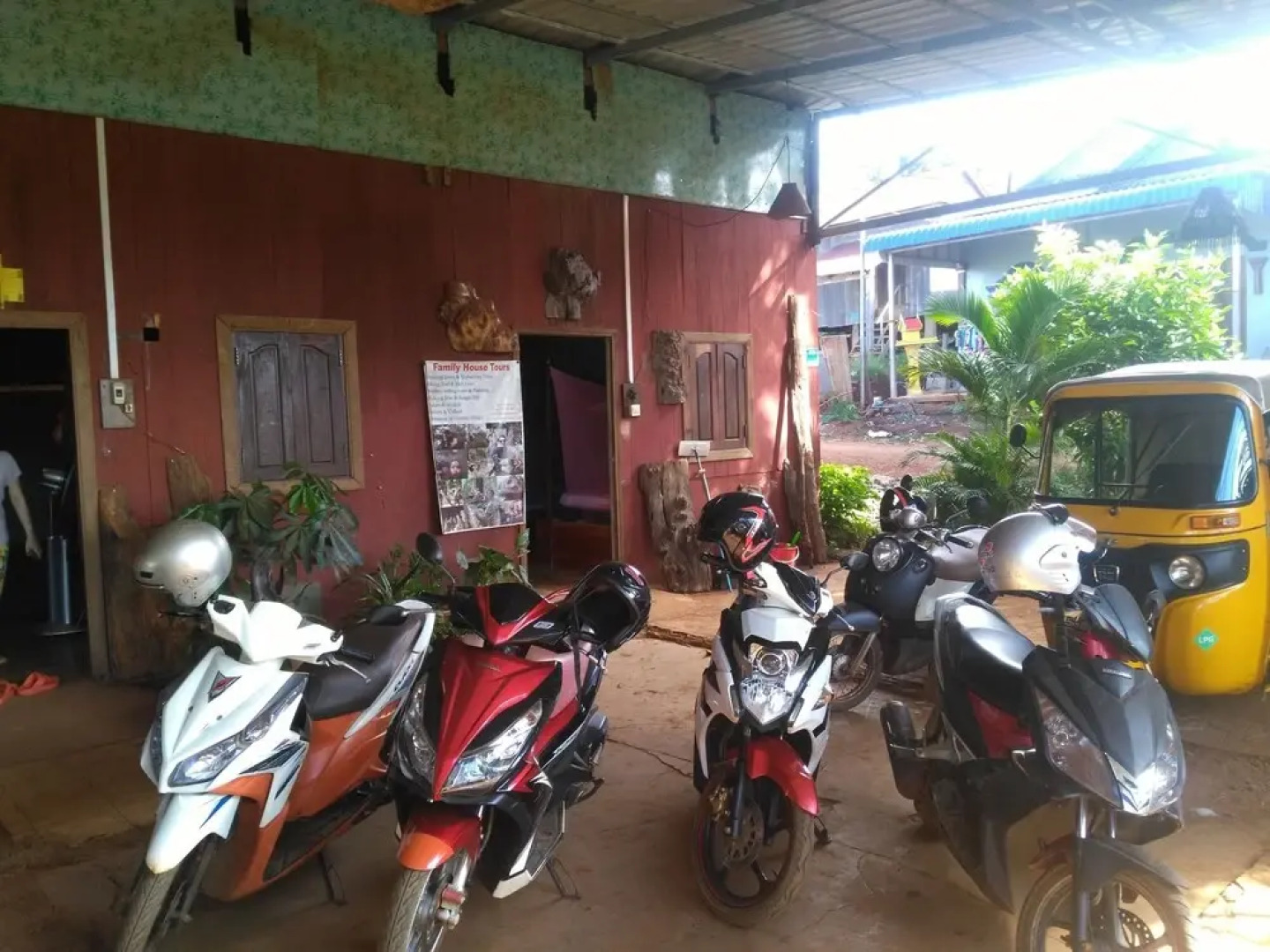 Family House Homestay