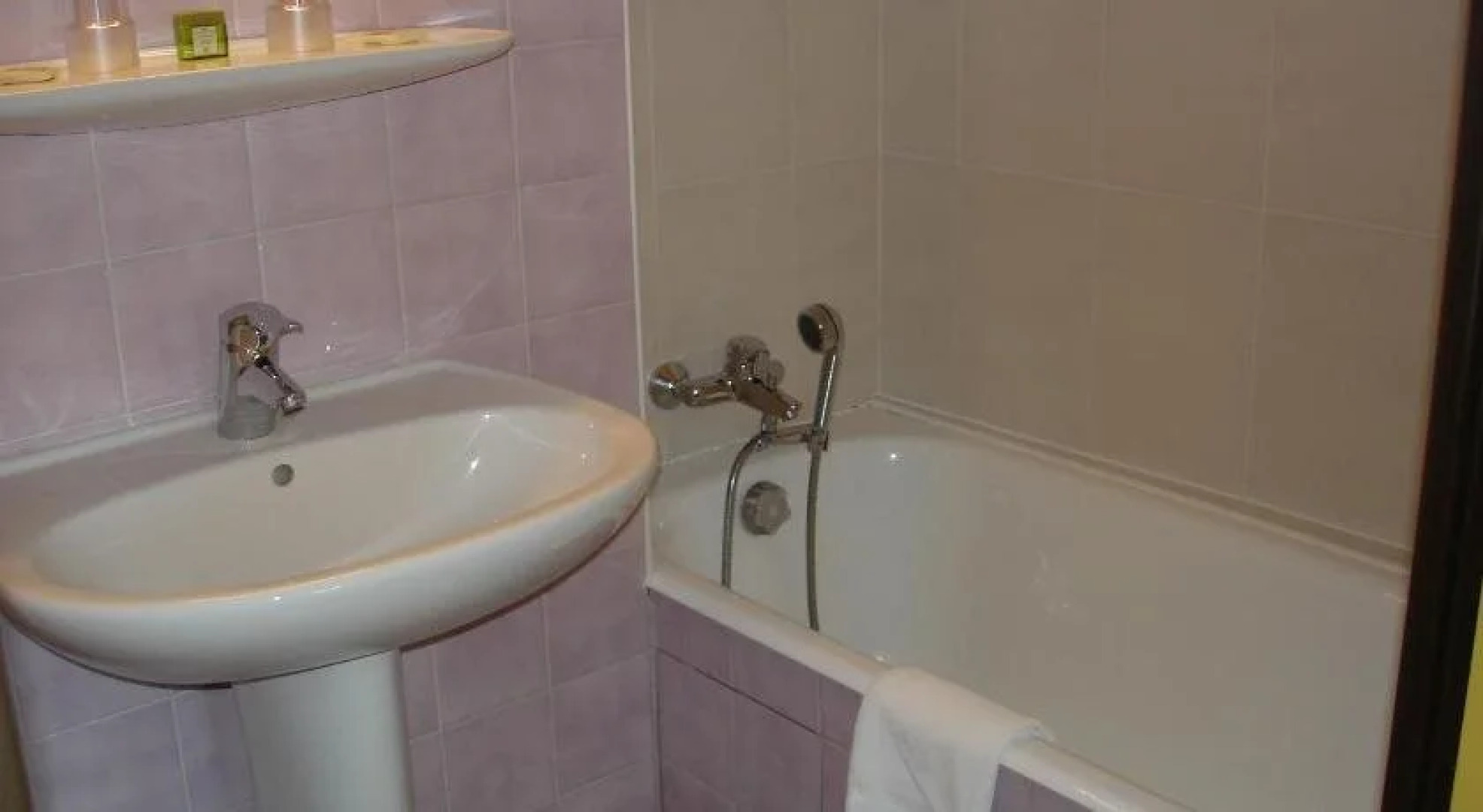 Logis Hotel De La Poste