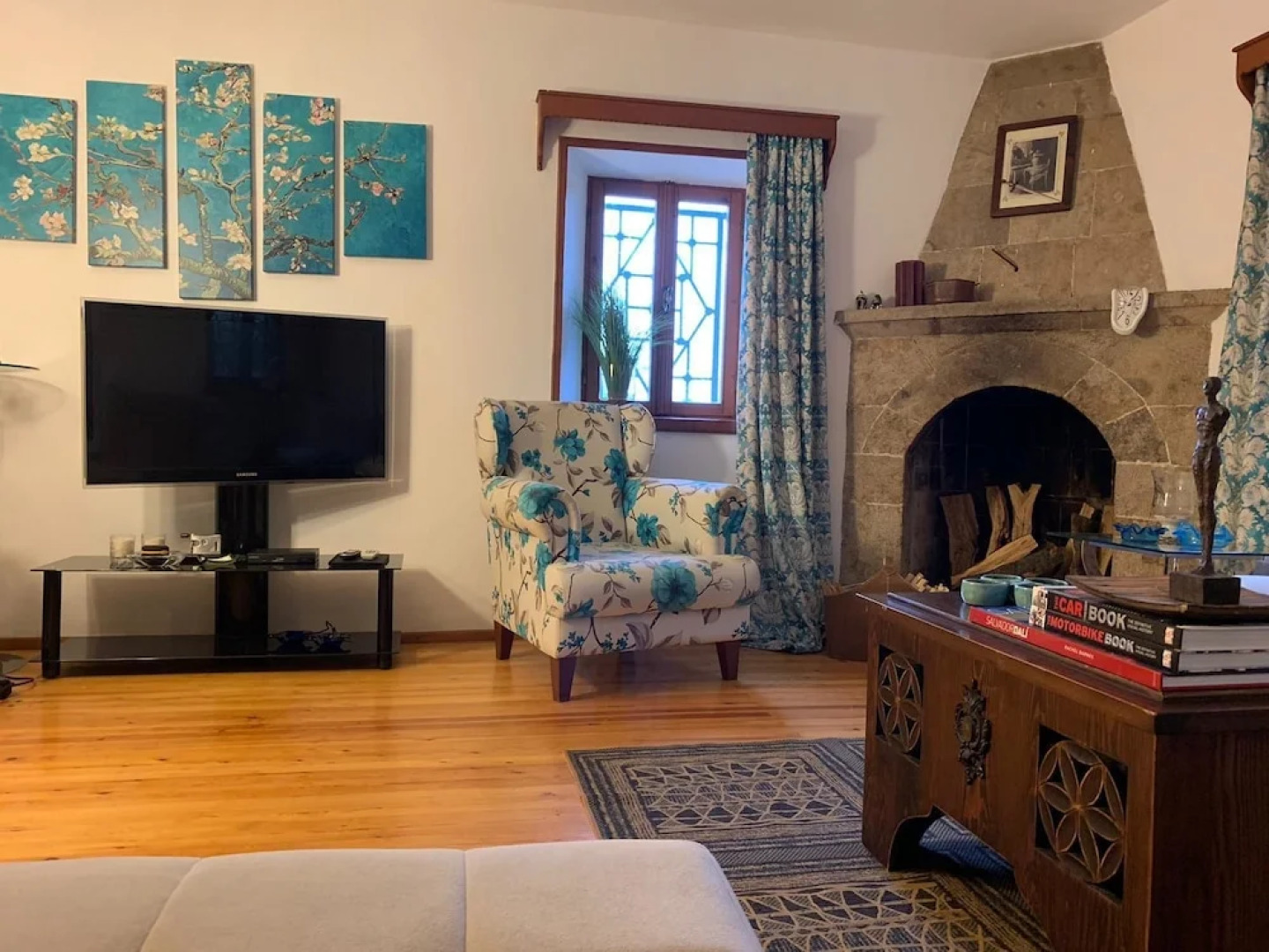 Baskin's Stone Houses