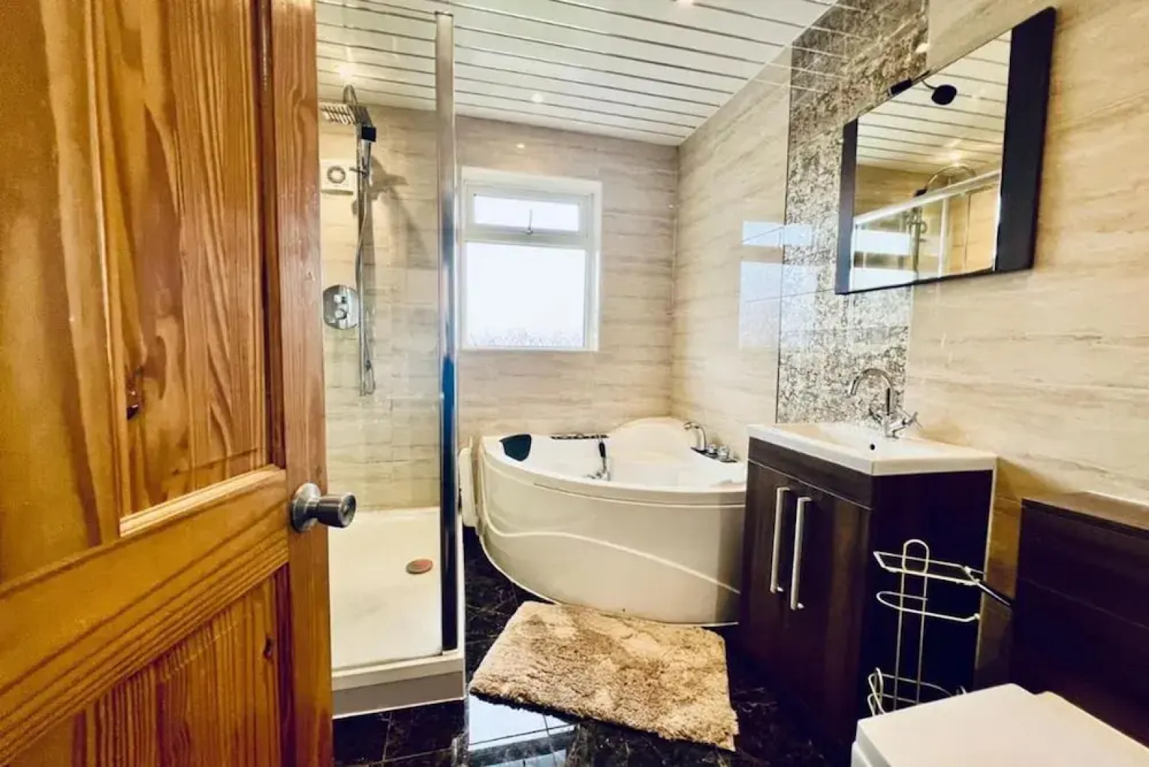 13 Guests - Free Parking - Manchester House