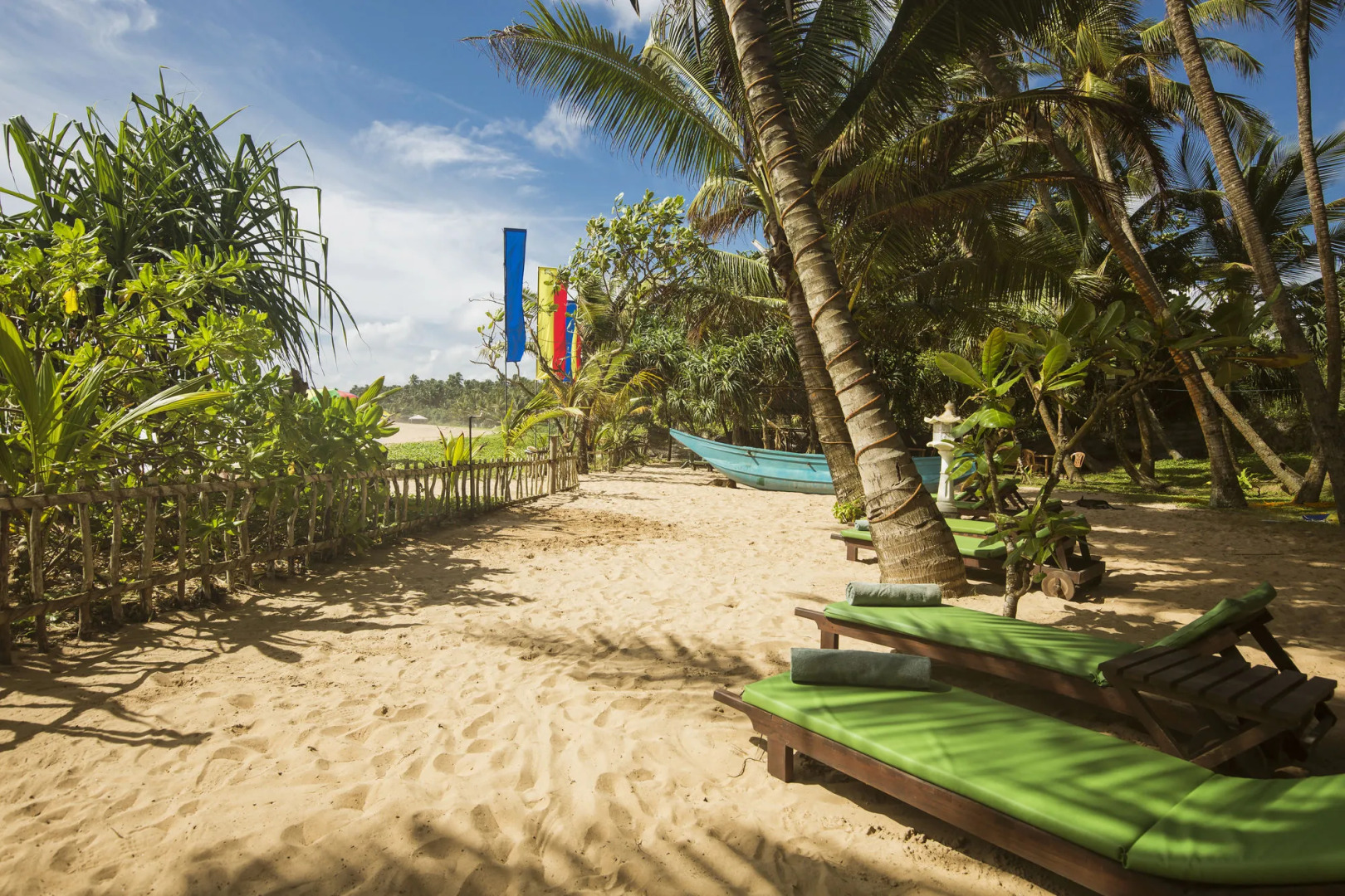 Rockside Beach Resort