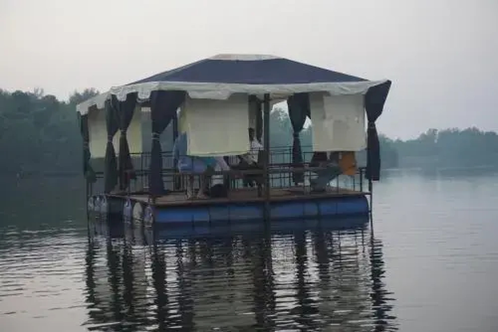 Sona Villa The Lake Chalet