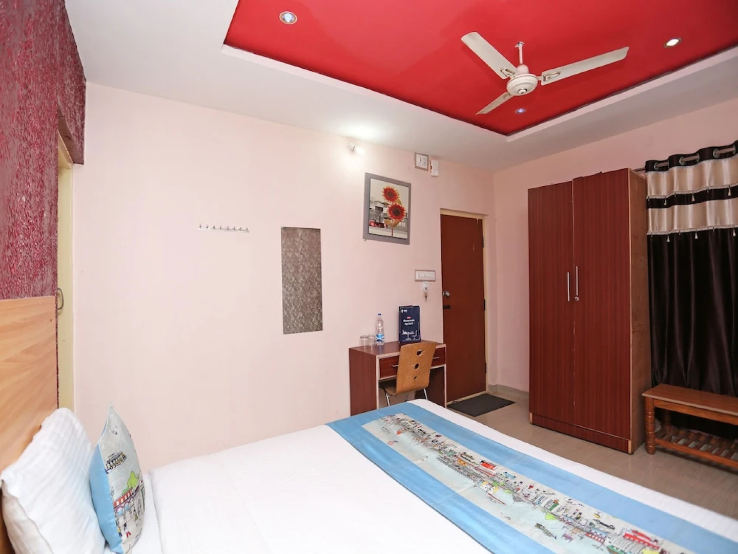 OYO 9592 Maharaja Palace Resort