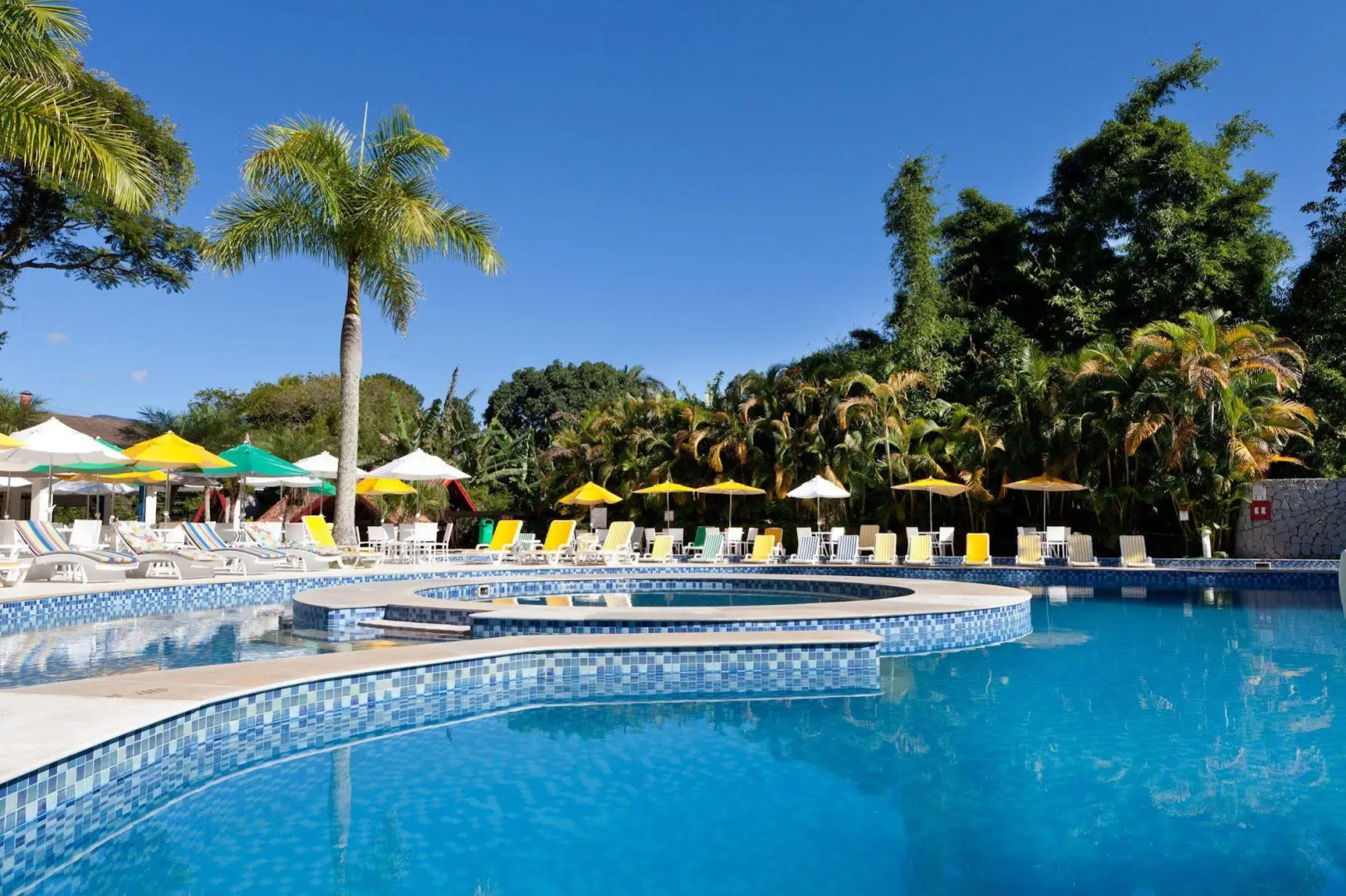 Hotel Village Le Canton