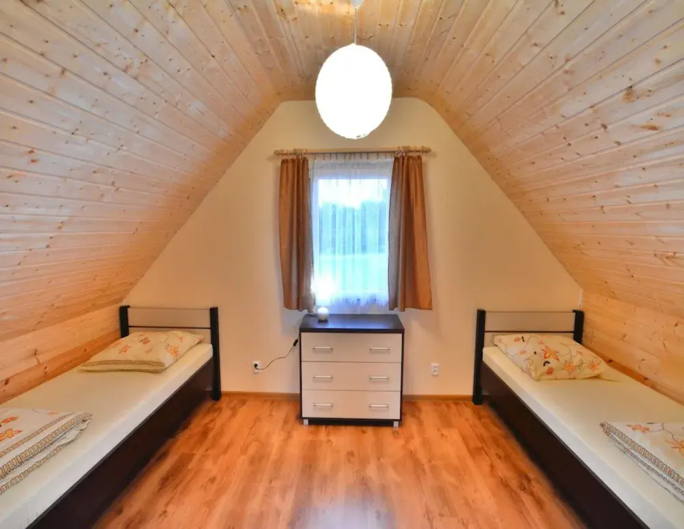 Comfortable Holiday Homes, Close to the sea