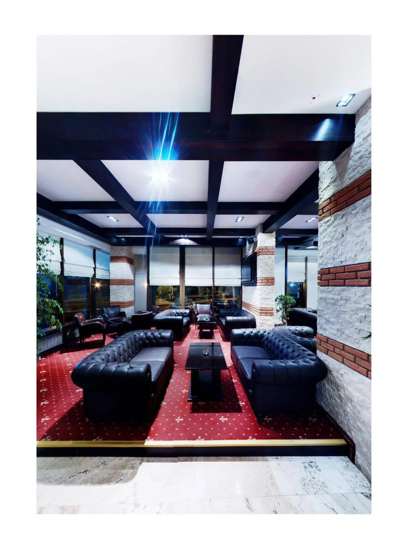The Mill Hotel / Melnicata