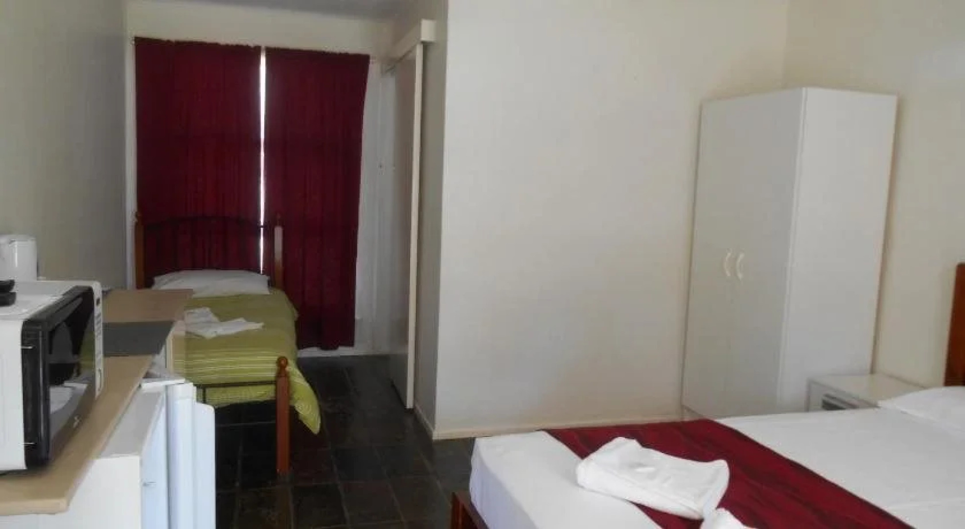 Colosseum Creek Motel and Roadhouse