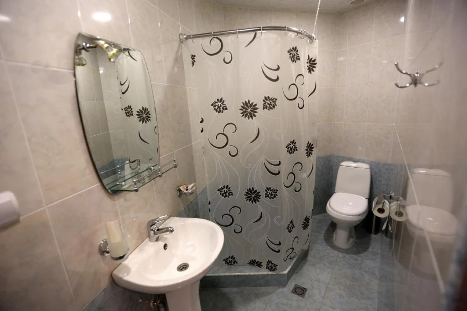 Амротс Отель