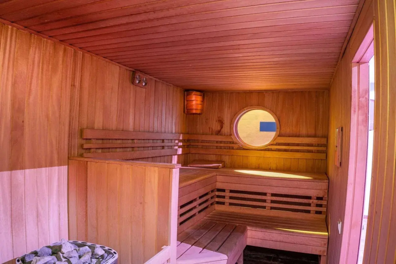 Отель Mercure Szekesfehervar Magyar Kiraly Hotel