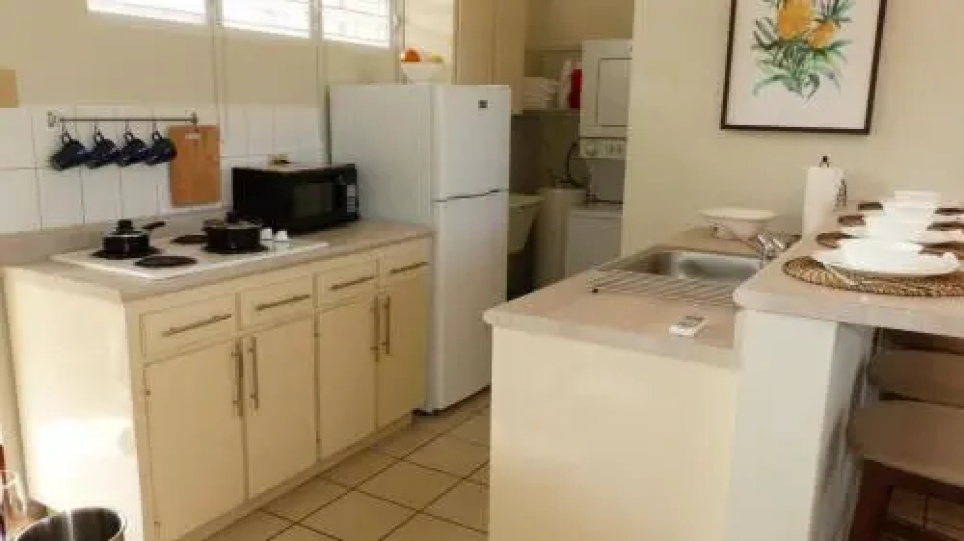 #2 Apt W/Tv Netflix Wifi A/C Hot Water Laundry