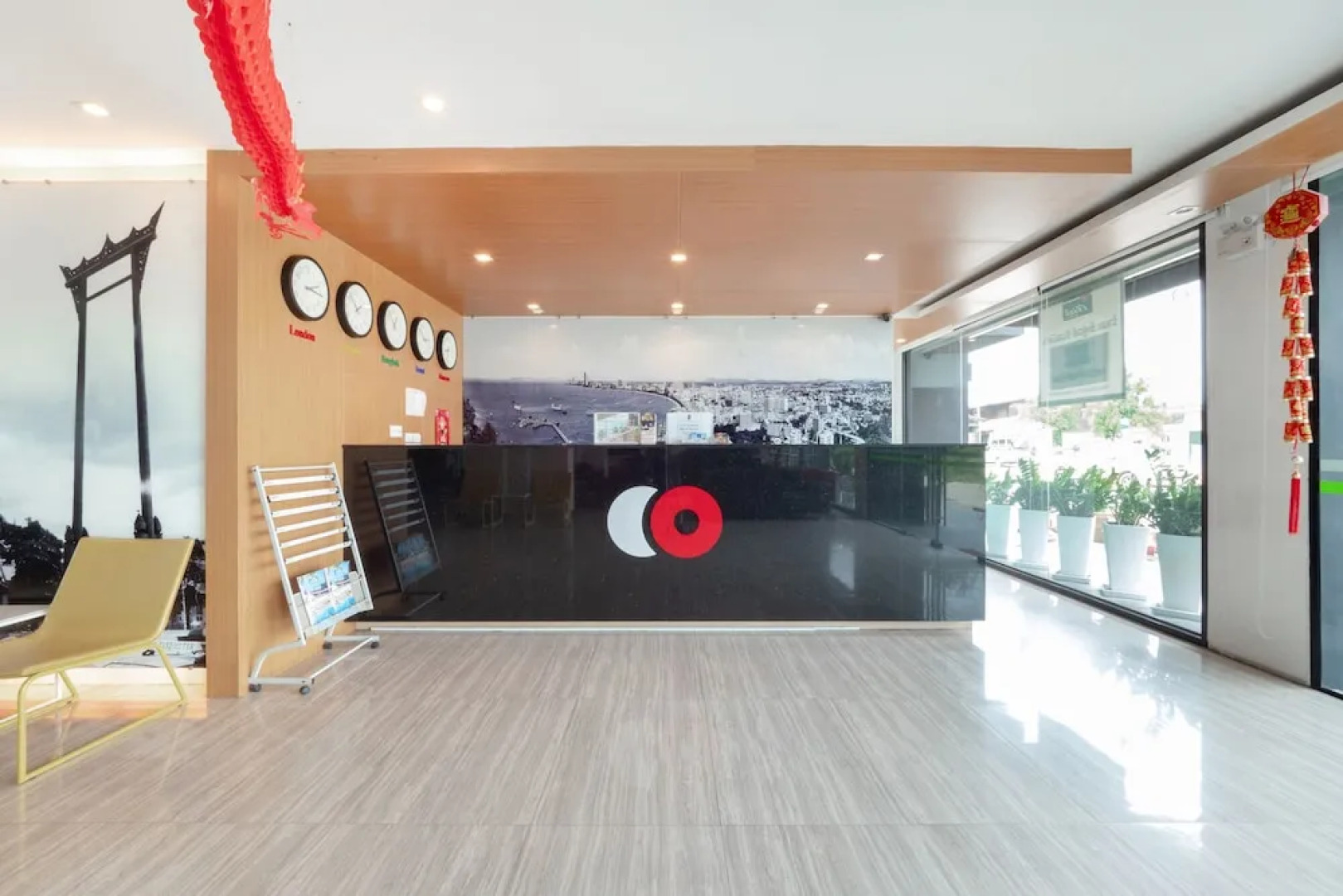 CAPITAL O 1088 Golden Dragon Beach Resort