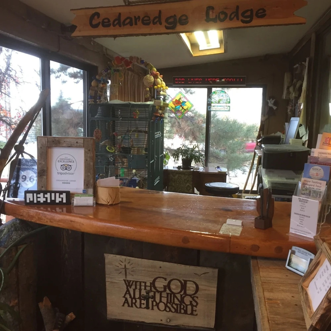 The Cedaredge Lodge