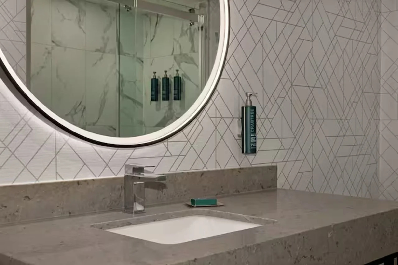 DoubleTree by Hilton Kingston