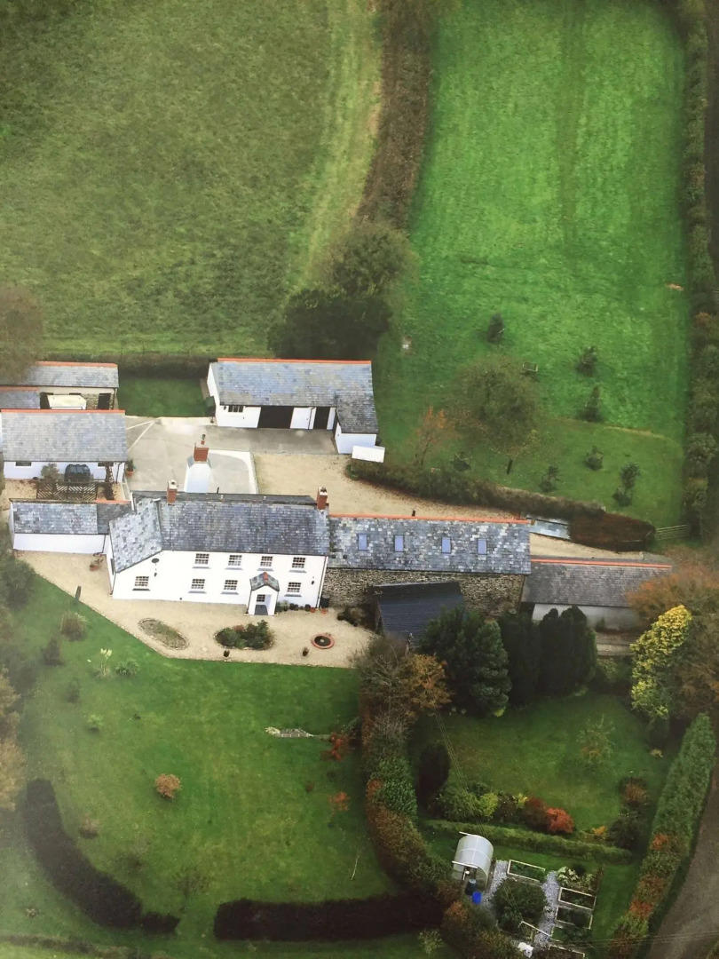 West Pennicknold Barn