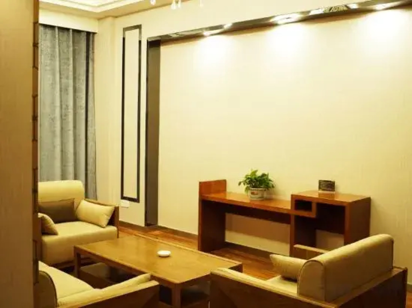 Kangqiao Hotel (Jingyuan Square Branch)