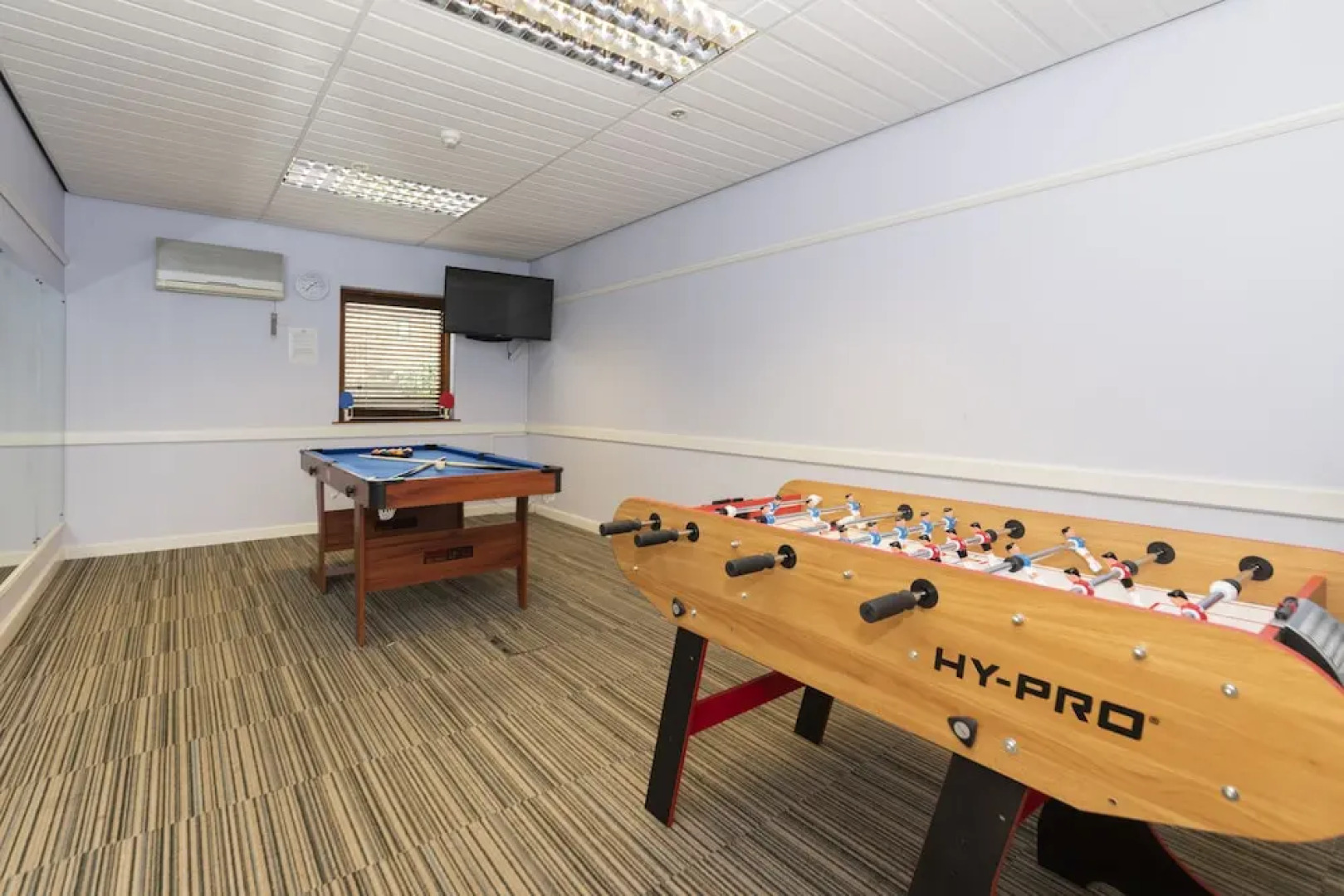 Charming 20-bed Self Contained Dwelling in Hook