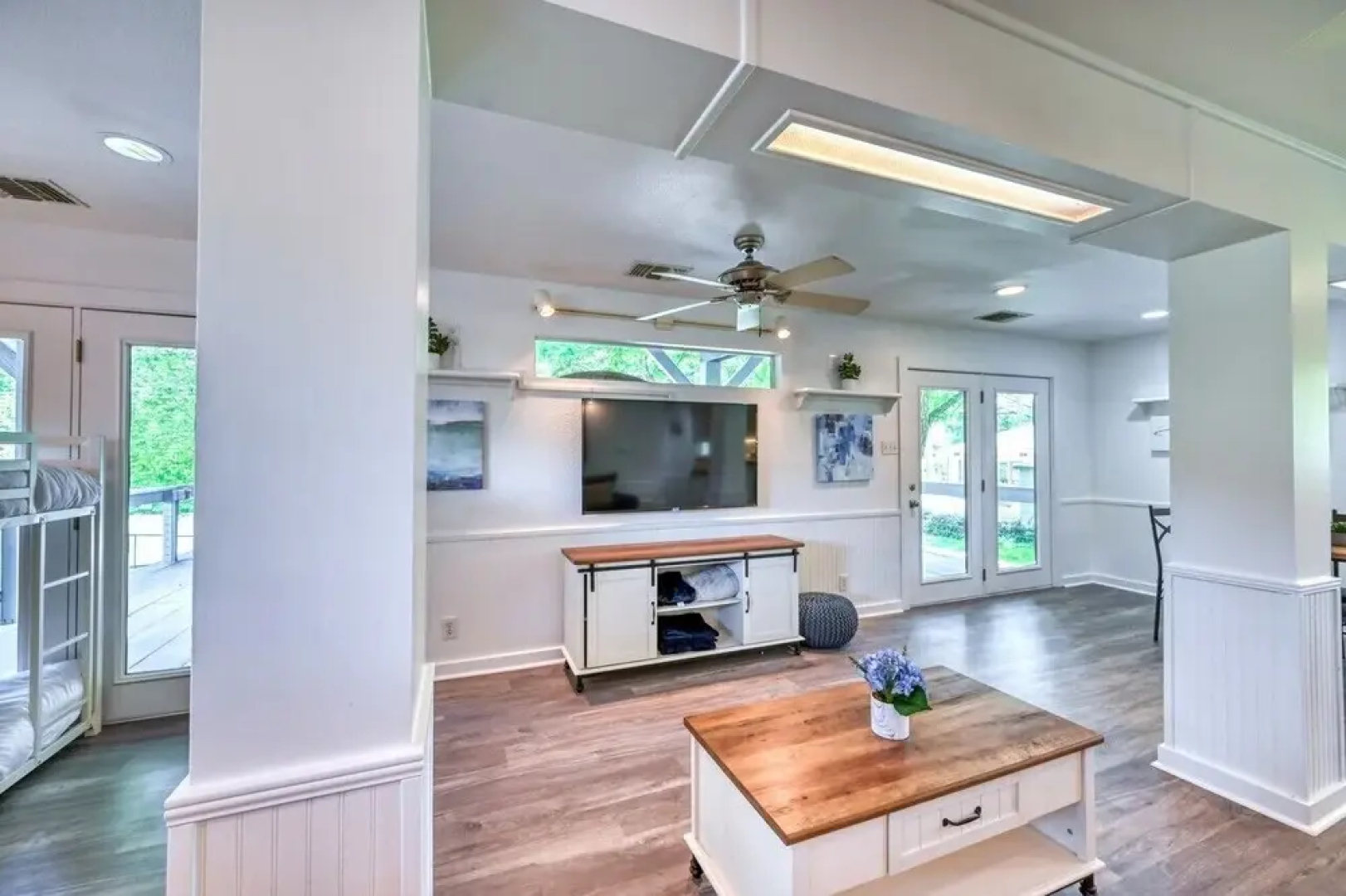 Luxury Riverfront Oasis W/boat Dock-grill-firepit!