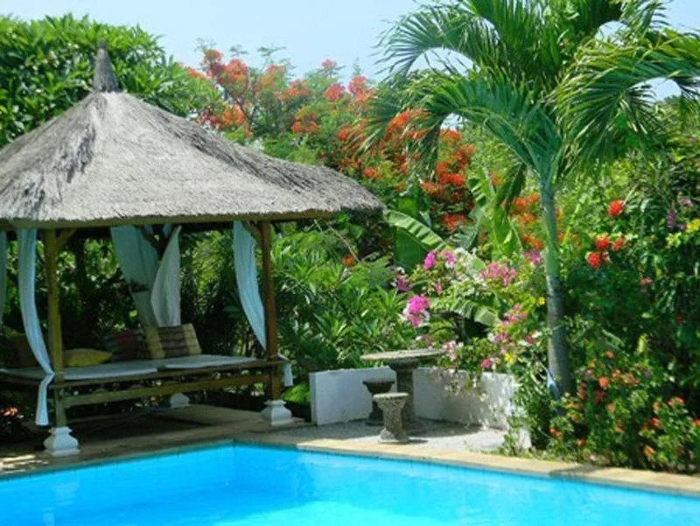 Mimpi Manis Air Sanih