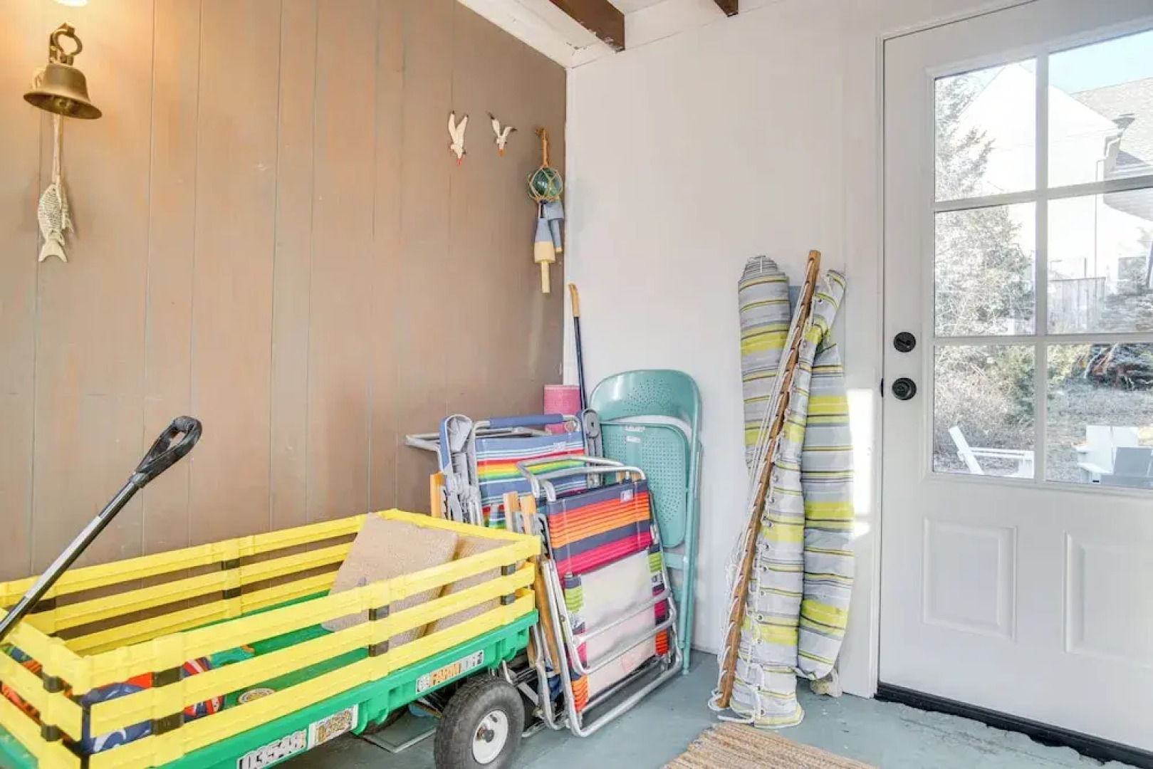 Walk to Monument Beach: Cape Cod Cottage w/ Grill