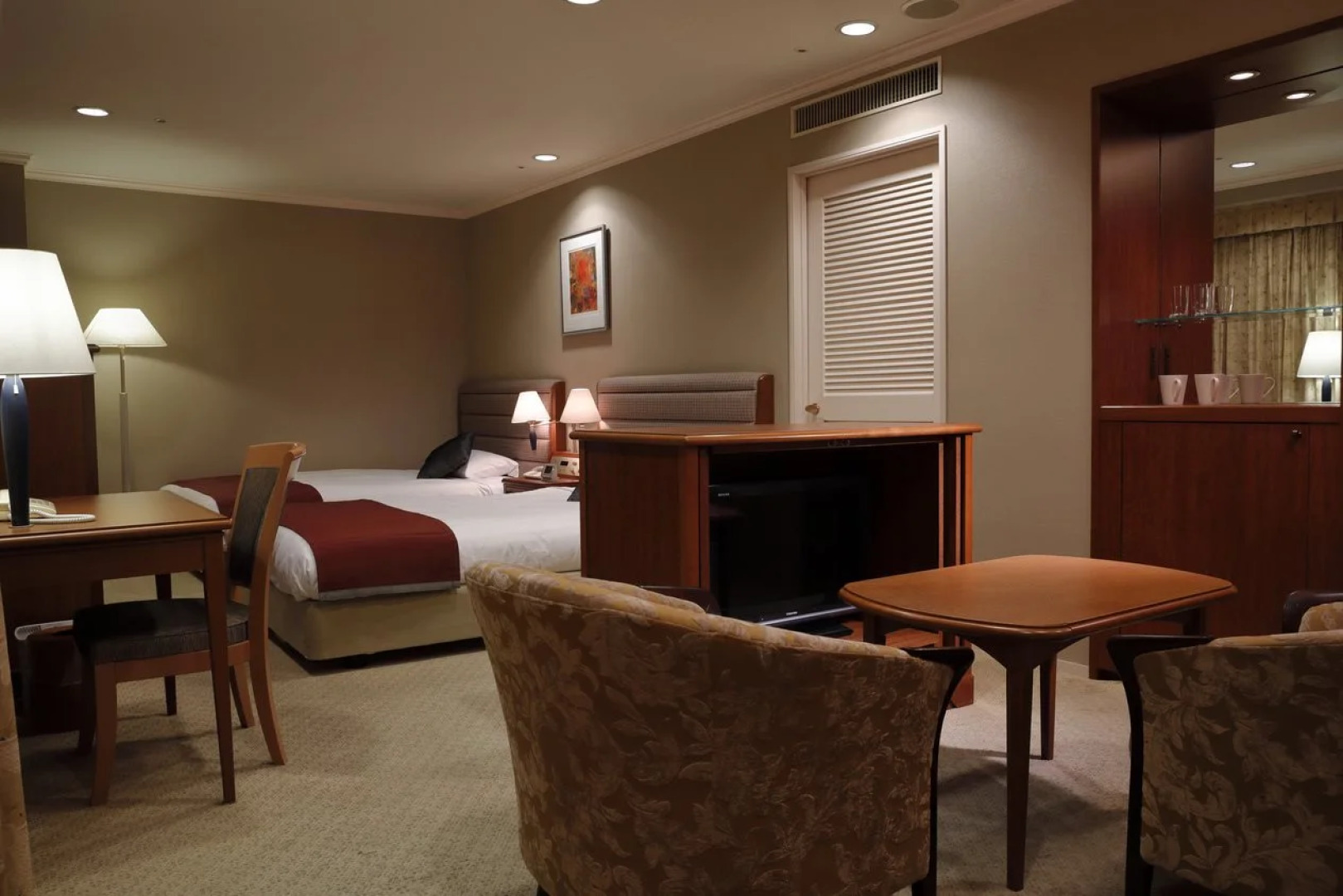 Hotel Tsu Center Palace