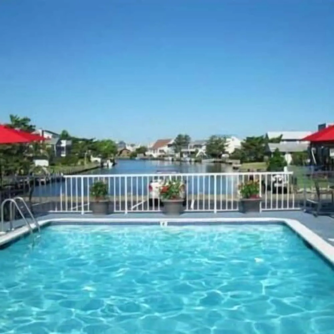 Fenwick Islander Motel