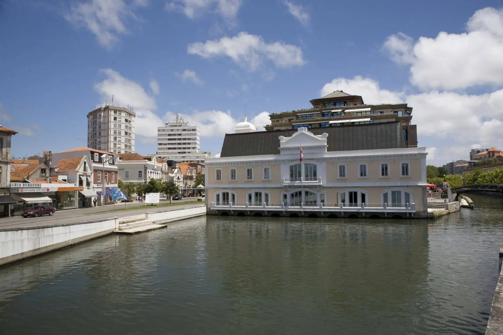 Aveiro Center Hotel