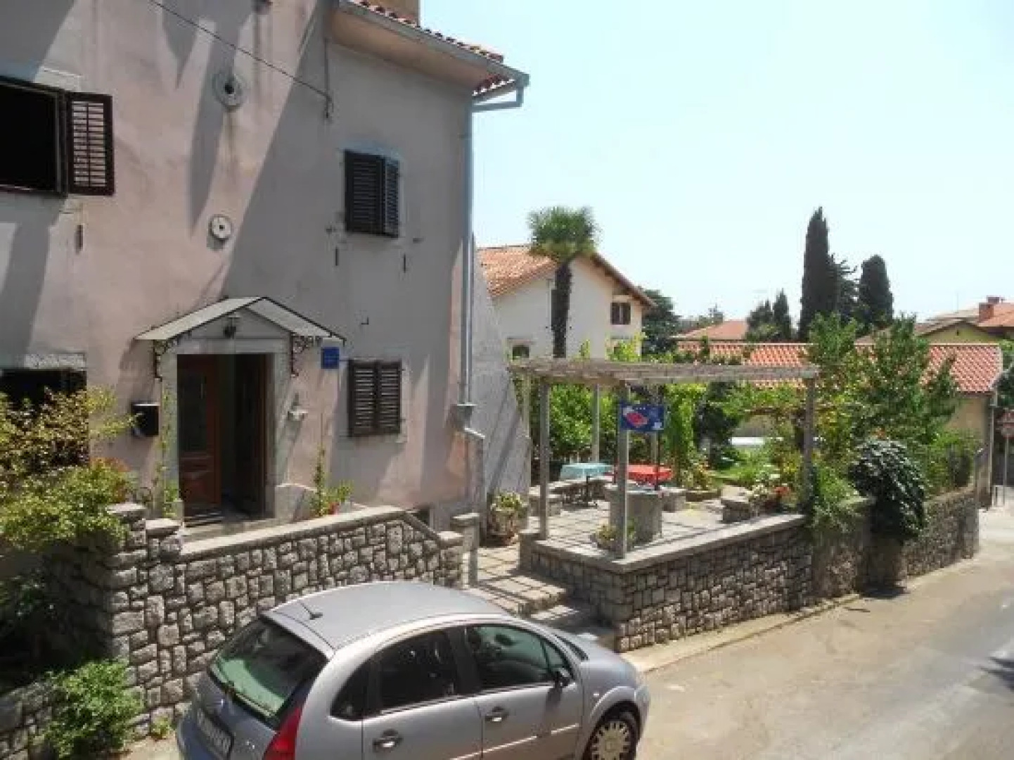 Guesthouse Kuća na šterne