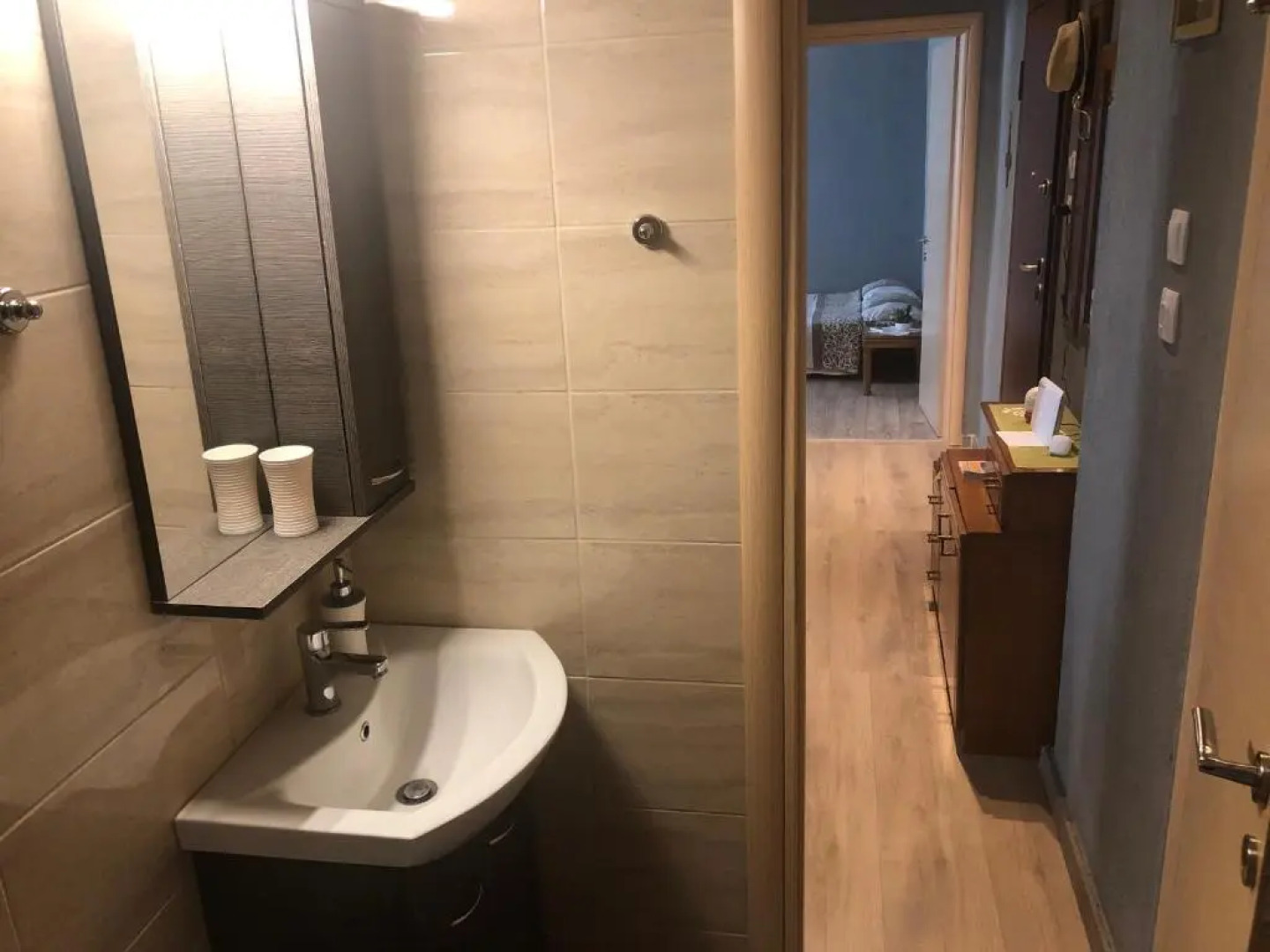 DISTRiCT 01 Beachfront appartment