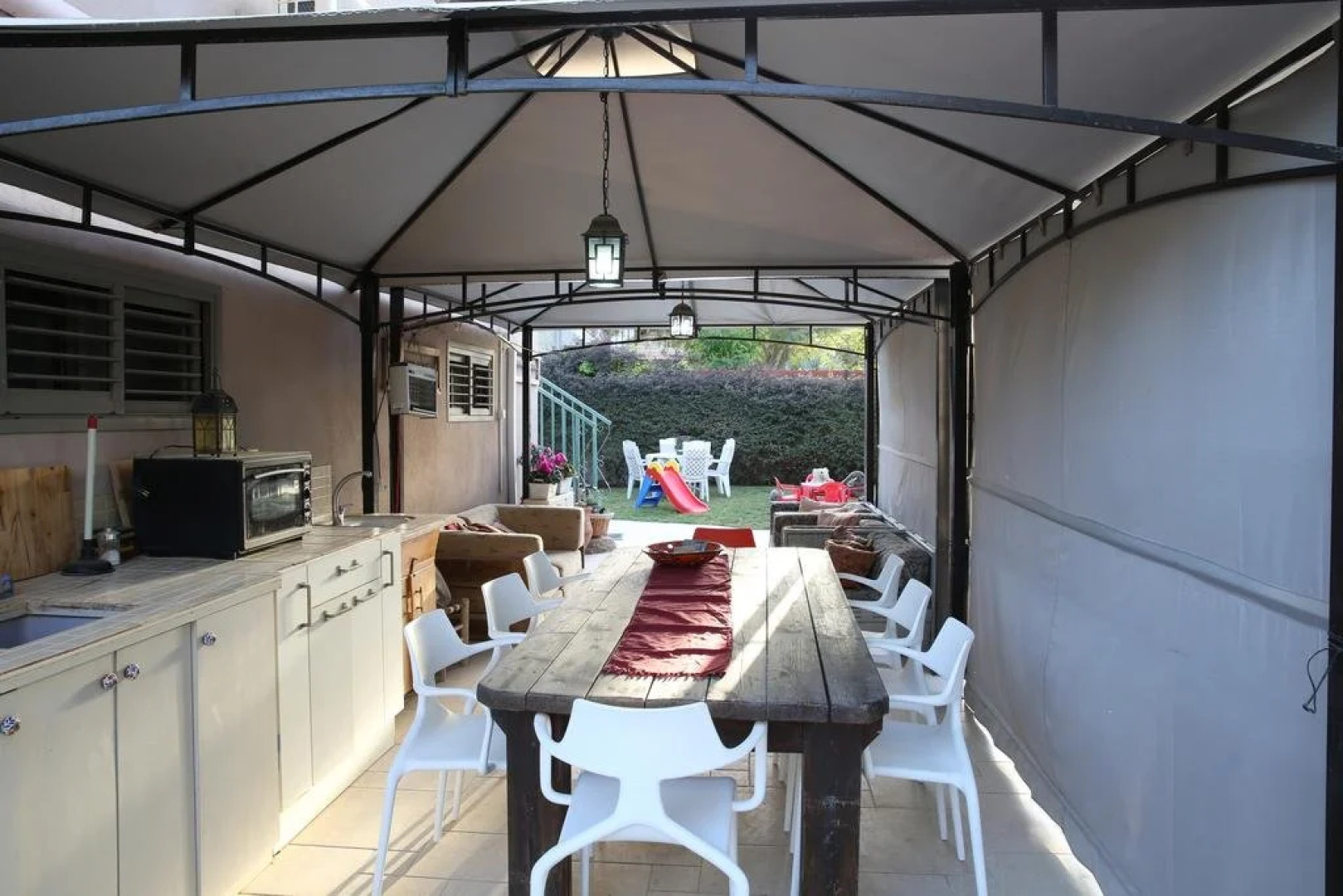 Korins At the Dead Sea