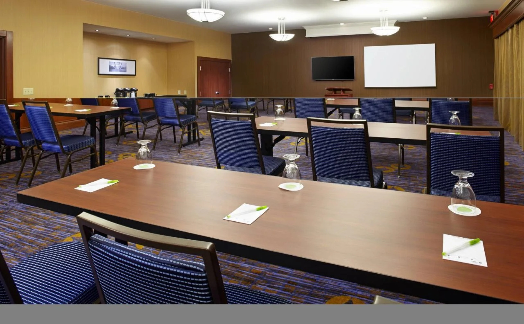 Courtyard by Marriott Pittsburgh Greensburg
