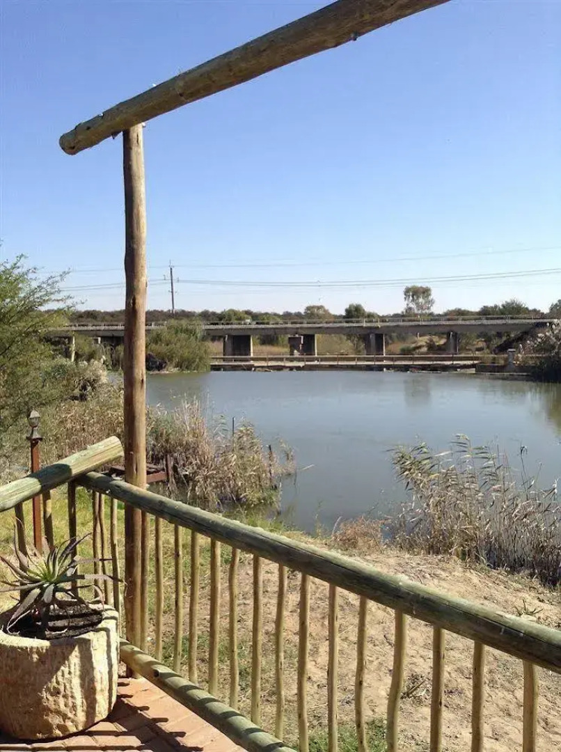 Reinheim River Chalets & Caravan Park